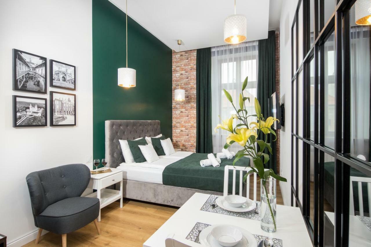 Beautiful Cracow Apartments By Cozyplace Krakow Exterior photo