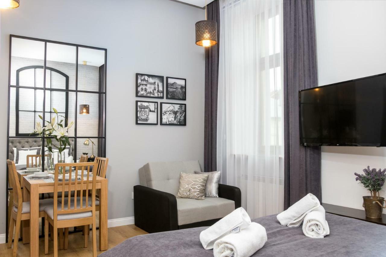 Beautiful Cracow Apartments By Cozyplace Krakow Exterior photo